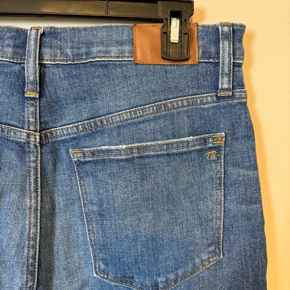 Madewell High Rise Slim Crop Boy Jean in Barksdale Wash - Picture 7 of 11
